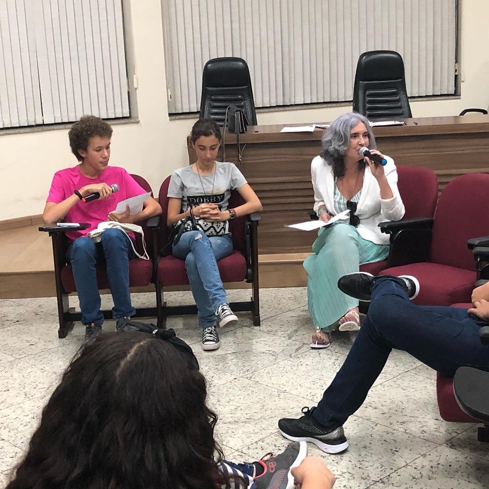 Imagem 1 da notícia: Reunião da Câmara Mirim questiona o direito à liberdade